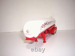 DCP FIRST GEAR 1/64 HAUSMAN MOTORSPORTS PETE 389 WithT SLEEPER AND MISS LPG TANKER