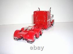 DCP FIRST GEAR 1/64 HAUSMAN MOTORSPORTS PETE 389 WithT SLEEPER AND MISS LPG TANKER