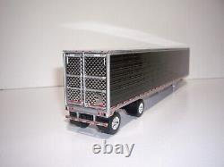 Dcp First Gear 1/64 Blue With Stripes Peter 379 With 63 Sleeper And Reefer Van
