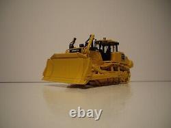 Dcp First Gear 1/64 Western Distributing Pete 379 Day Cab With Lowboy And Dozer