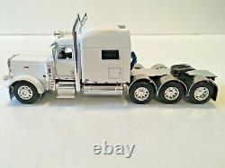 Peterbilt 389 Tri-axle White Tractor Cab Only 1/64th Scale DCP First Gear #4216