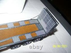 Sword Peterbild 379 Day Cab with Nelson Ramp Trailer Silver Grey 150